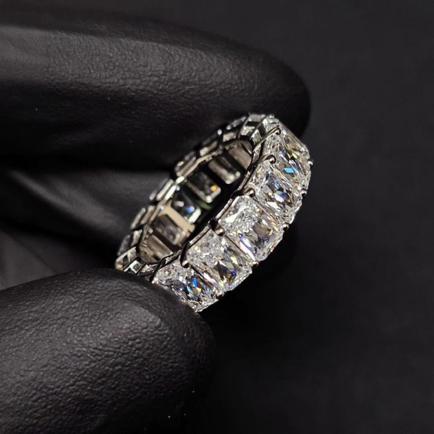 טבעת אירוסין בעיצוב ייחודי — Guerrier Jewelry